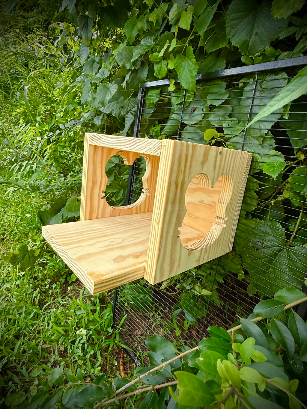 Chinchilla House Hide Out With Cute Chinchilla Face Cut Out Made Of Kiln Dried Pine